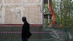 В России за полгода расселили почти 44 тысяч "квадратов" аварийного жилья