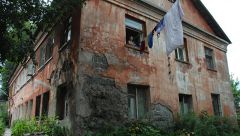 Медведев: нужен новый механизм для переселения из непригодного жилья