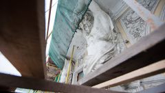 В Москве началась реставрация дома с атлантами на Солянке