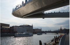 Планируется отстроить парящие мосты в будущих реновационных кварталах