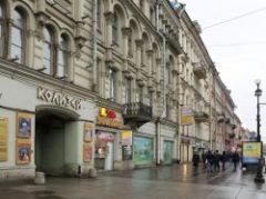 Спрос на объекты стрит-ритейла в Петербурге постепенно растет