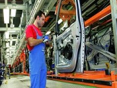 Volkswagen приостановил работу завода в Калуге по причине падения спроса