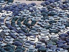 В России продажи легковых авто упали на 38 процентов