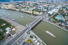 С учетом прошлого года, на территории Москвы-реки возвели почти три миллиона квадратных метров новостроек
