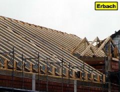 Стропильные конструкции для двухскатной крыши от Erbach выбирает все больше участников рынка загородного домостроения