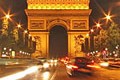 Слишком дешевая ипотека взвинтила цены на жилье в Париже