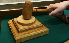 Власти Москвы выставили на аукцион деревянное здание в Хамовниках