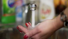 В Саратове из-за аварии без воды остались около 10 тысяч жителей