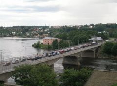 Ремонт пограничного моста в Нарве ограничит движение между Эстонией и РФ