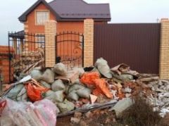 Юрист объяснил, когда дачников могут оштрафовать за мусор