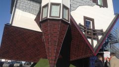 Новый уфинский дом-перевертыш считается самым большим в мировом масштабе