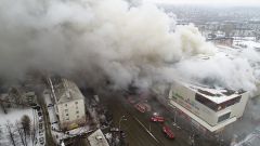 Сгоревший кемеровский ТЦ решено снести