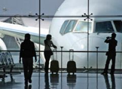 Число авиамаршрутов в Крым по субсидируемым тарифам выросло вдвое