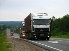 Для зарубежных перевозчиков Россия вдвое повысила плату за проезд